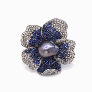 Grande bague fleur "Ipomée" perle de Tahiti, diamants, saphirs