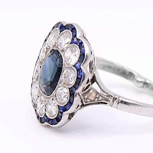 Exemple de serti millegrain. bague Cérulea ACDLR