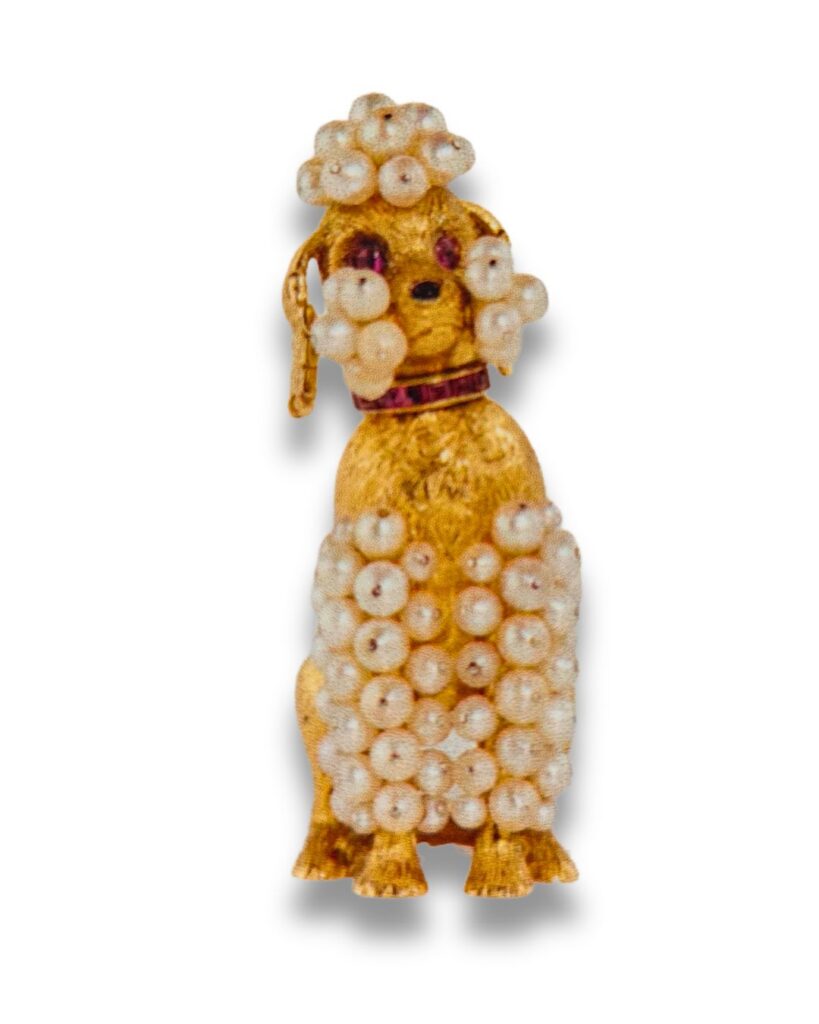 Cartier, broche Caniche, Londres, 1960, or, rubis, perles, onyx, coll. princesse Grace de Monaco, palais princier, Monaco.