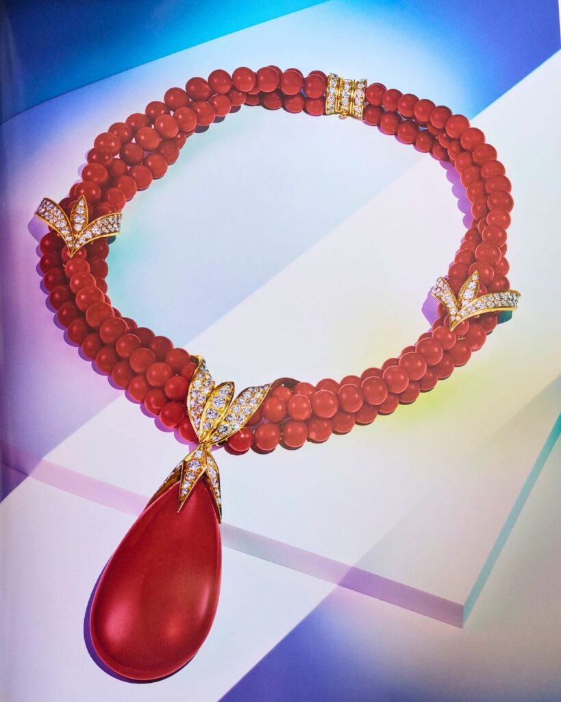 Fred, collier Conga, 1976, or, corail et diamants, coll. Fred