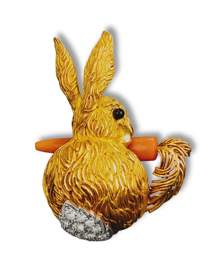 Van Cleef and Arpels, Clip Lapin, 1968, or, platine, diamants, corail, onyx, coll. VCA