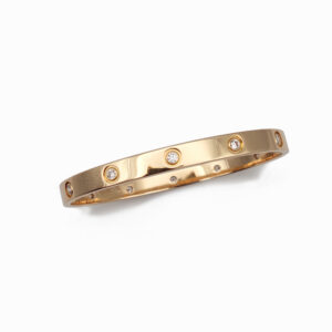 Bracelet Cartier Love diamants et or jaune 18k, Modèle Classique 10 diamants