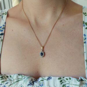 Pendentif marguerite saphir XIXème, diamants et or 18k